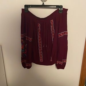 Off the shoulder long sleeve floral